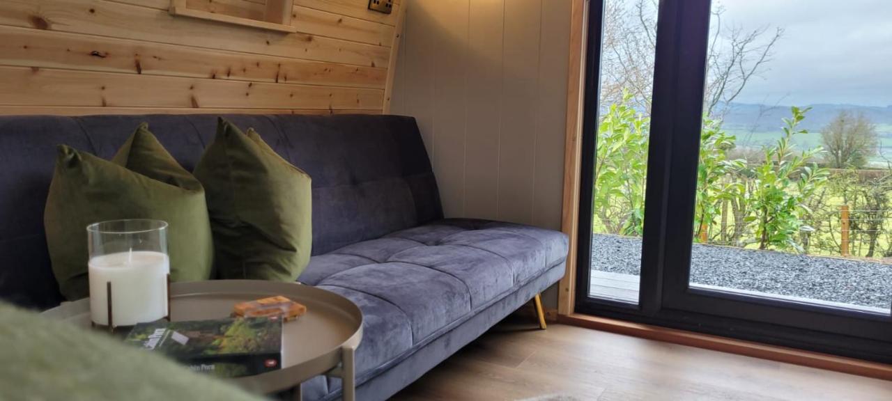 Odli Glamping - Deri Apartment Welshpool Bagian luar foto