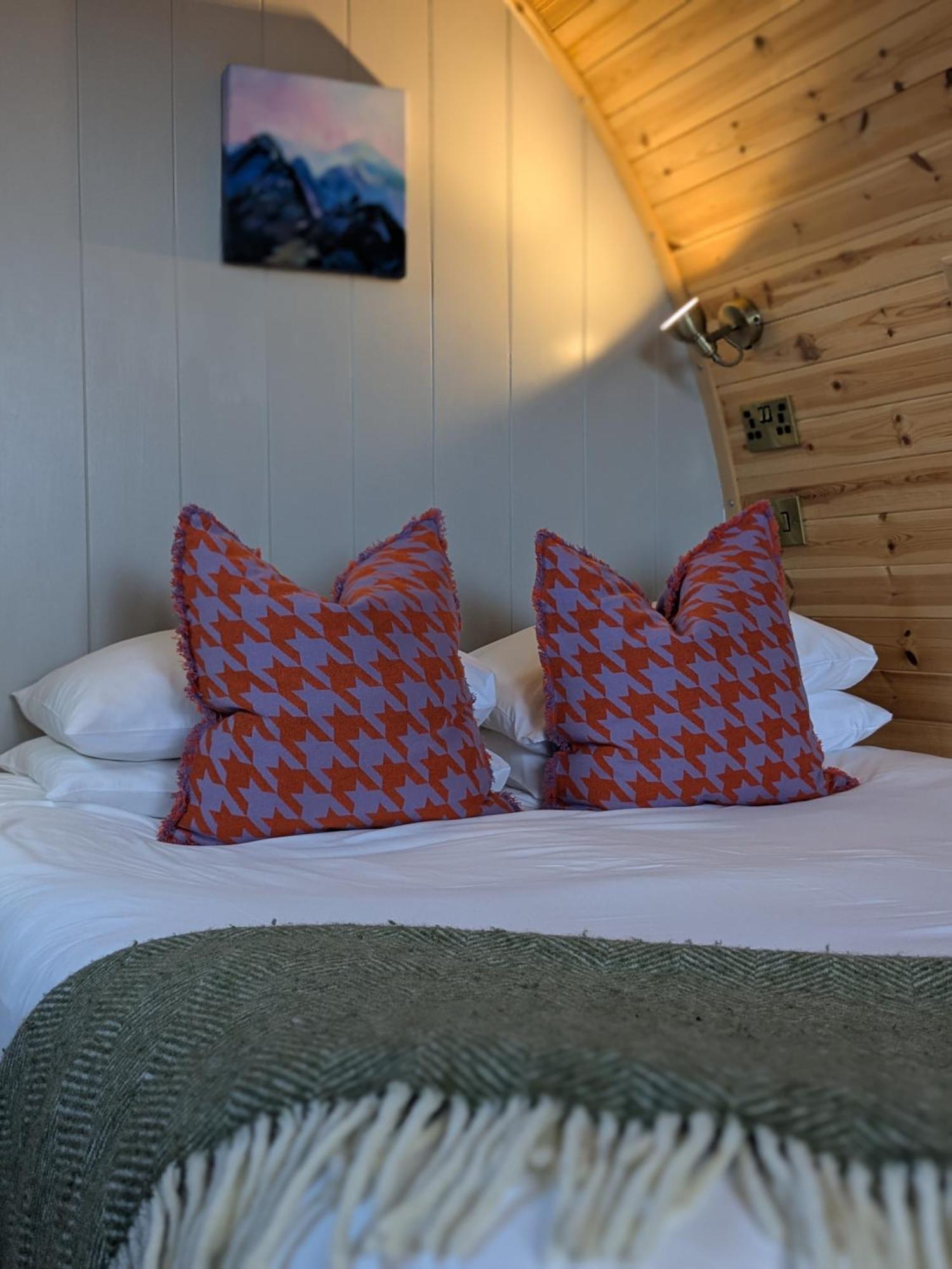 Odli Glamping - Deri Apartment Welshpool Bagian luar foto